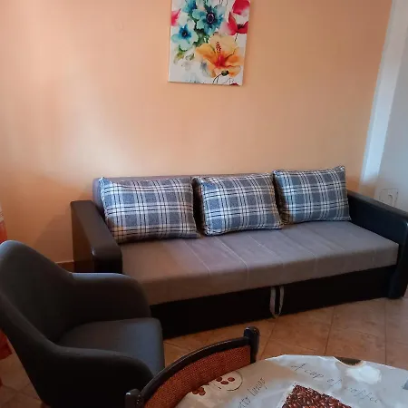 Iva Apartment *