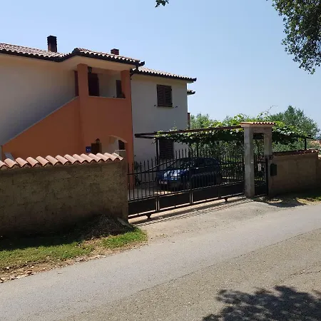 Apartment Iva Pula